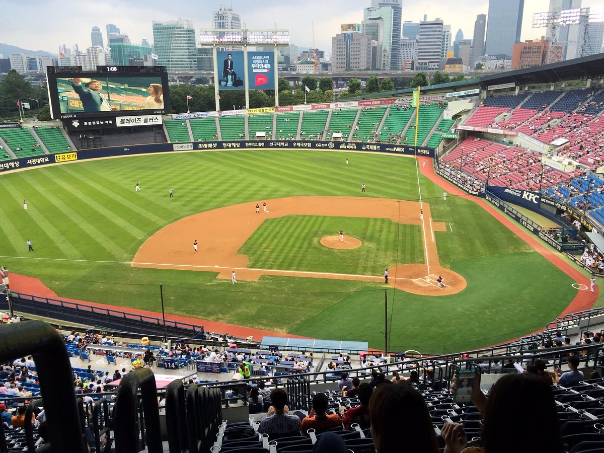 Gangnam Baseball Stadium's Shirt Room